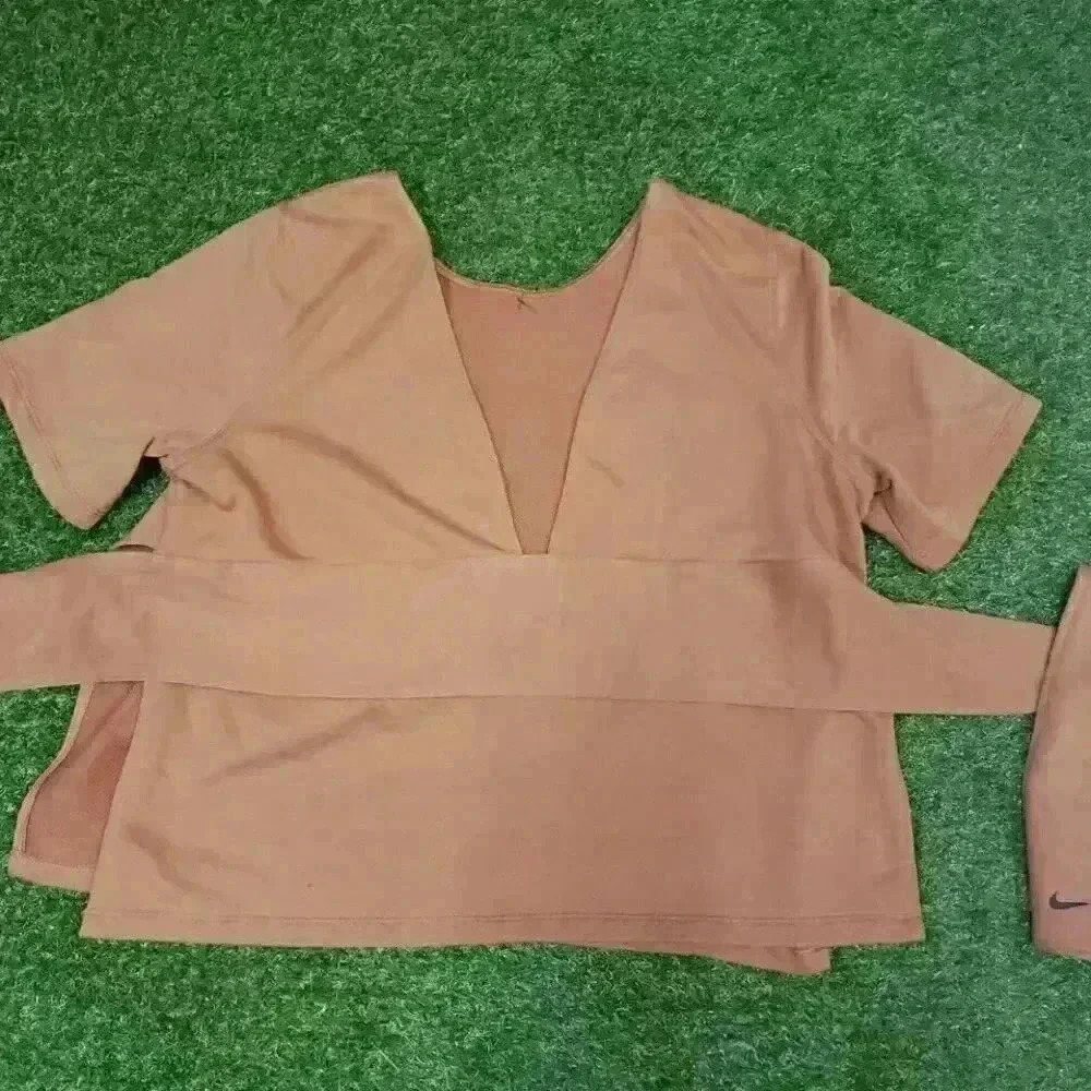 NIKE Studio Yoga Training Dri-Fit Wrap Top Size XXL - Picture 3 of 8